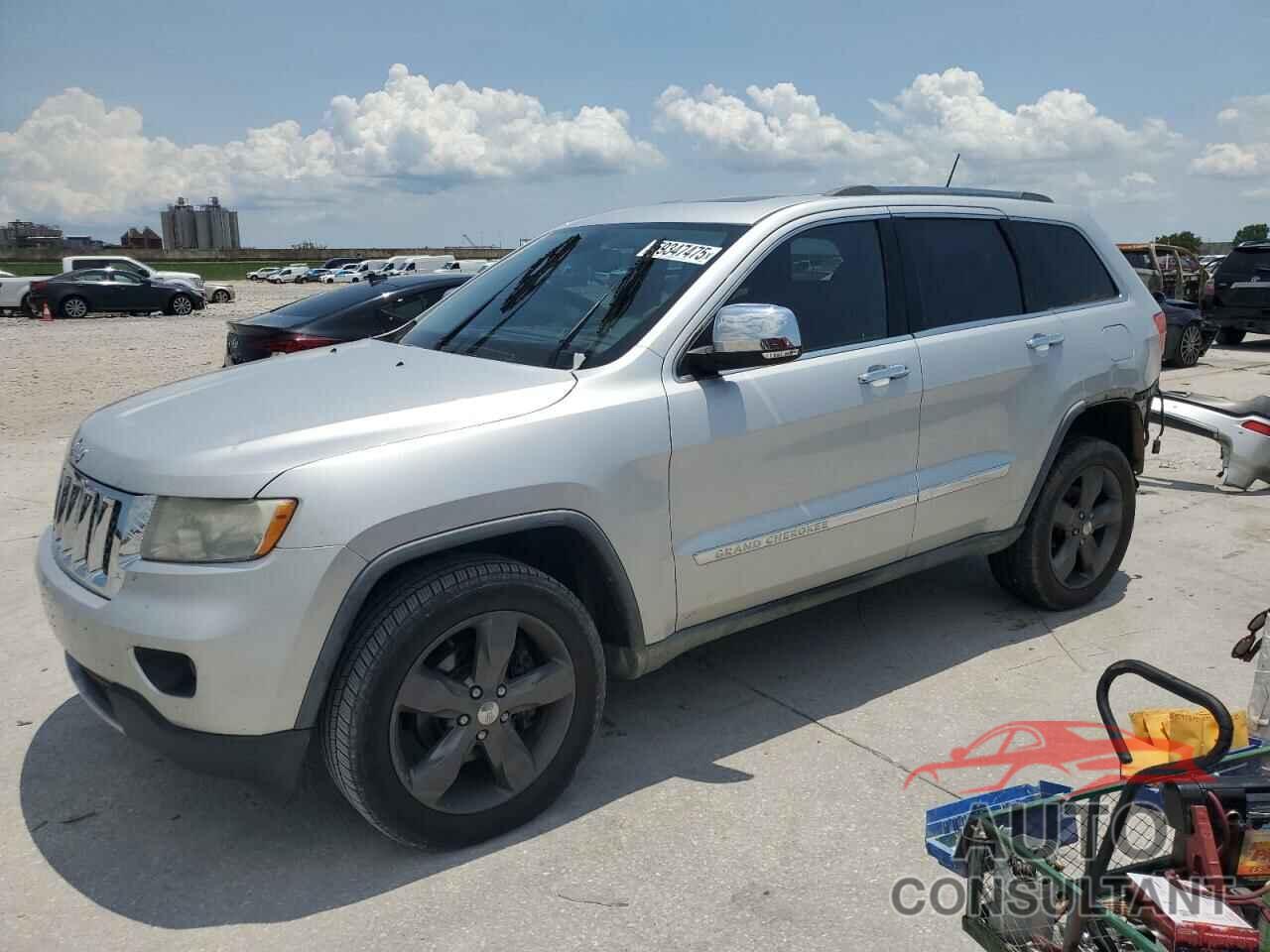 JEEP GRAND CHER 2011 - 1J4RR6GT8BC608750