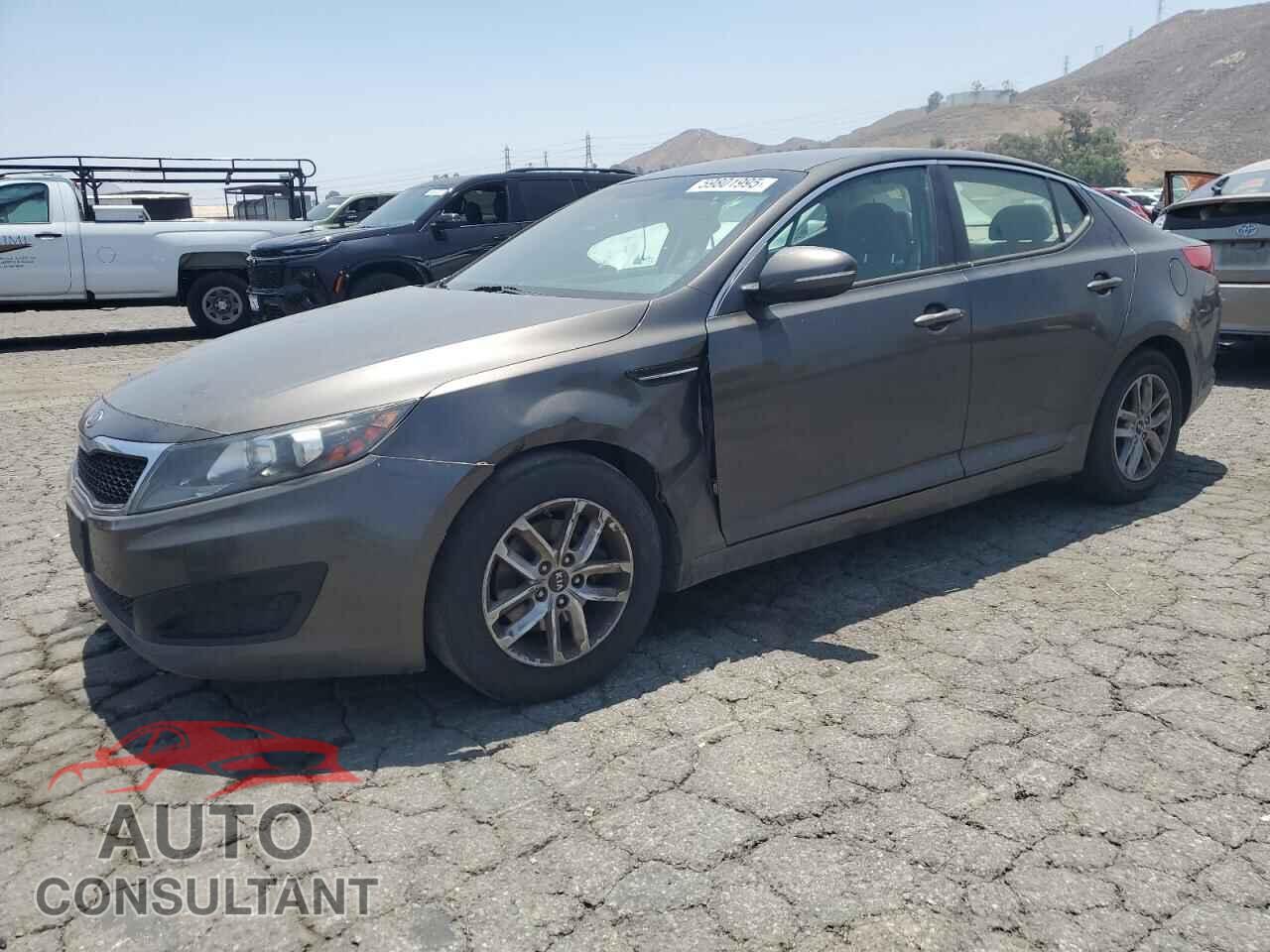 KIA OPTIMA 2011 - KNAGM4A72B5117877