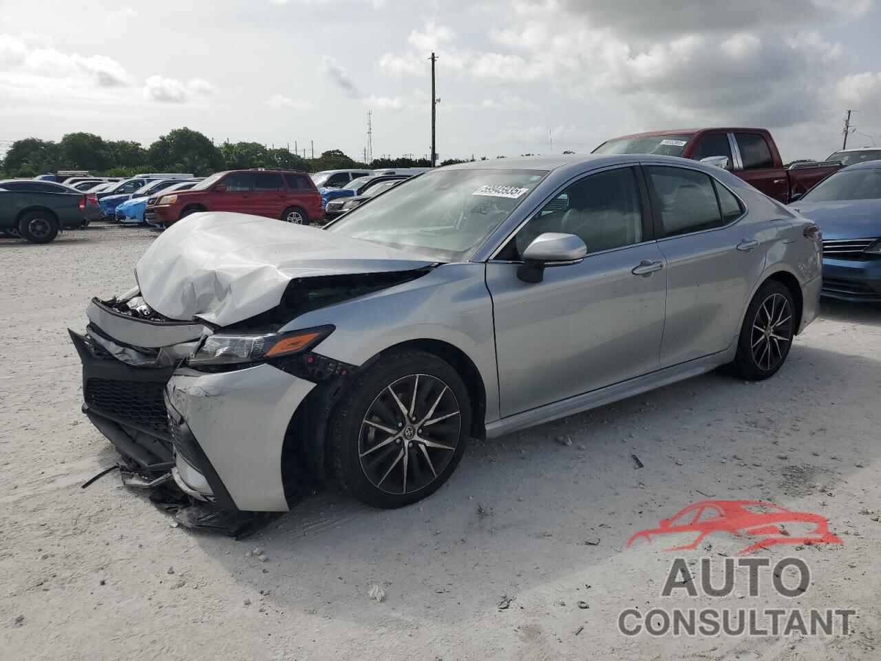 TOYOTA CAMRY 2022 - 4T1T11AK1NU038087