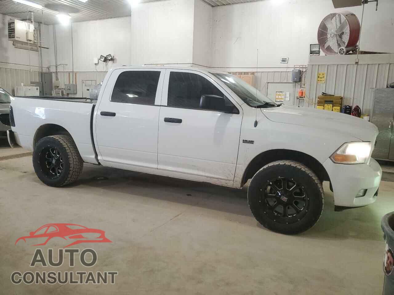 DODGE RAM 1500 2012 - 1C6RD7KT7CS176653