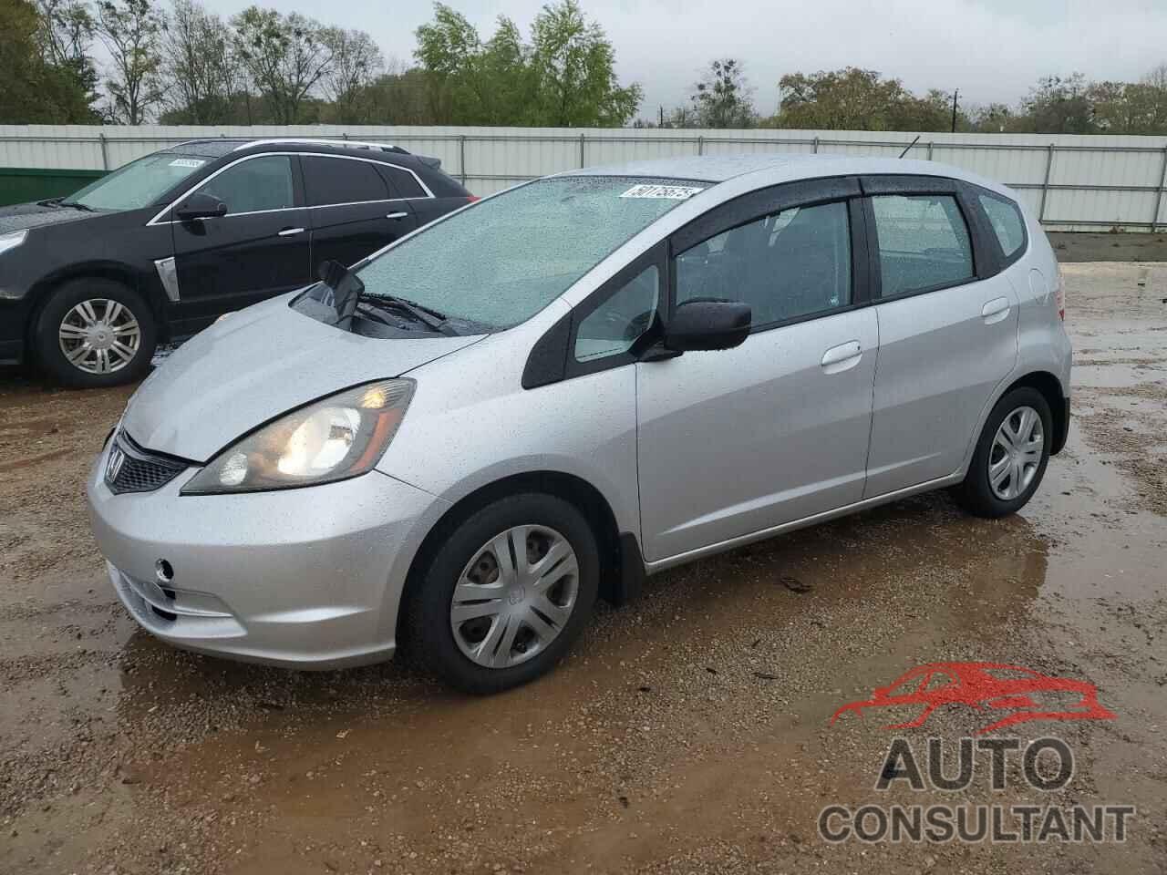 HONDA FIT 2011 - JHMGE8H38BS010469