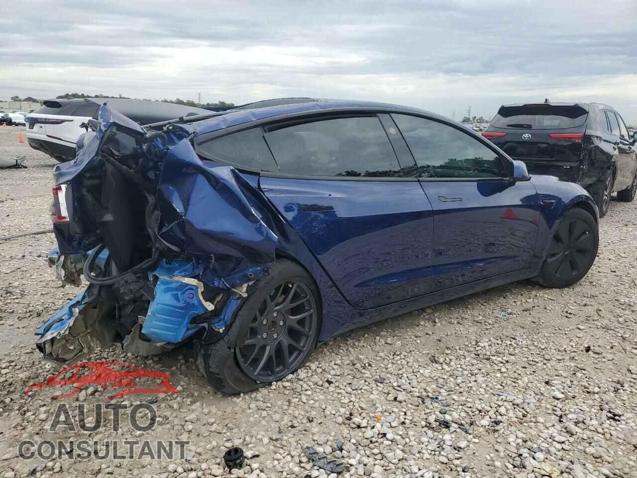 TESLA MODEL 3 2024 - 5YJ3E1EB2RF788440