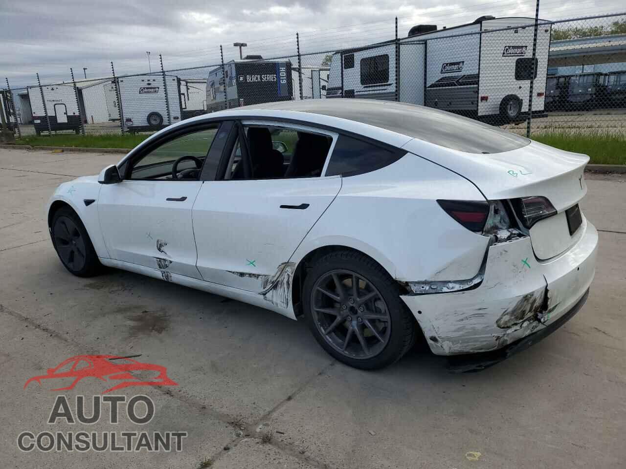 TESLA MODEL 3 2022 - 5YJ3E1EA5NF201715
