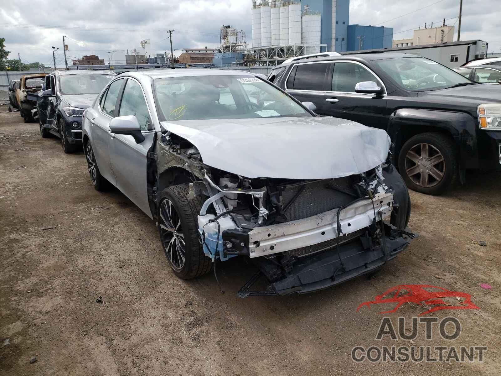 TOYOTA CAMRY 2020 - 4T1G11AK7LU328784