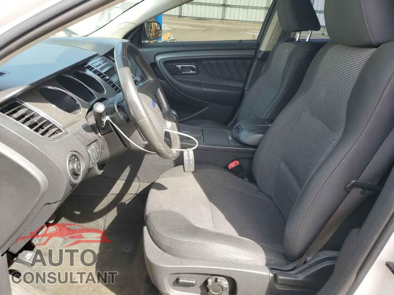 FORD TAURUS 2012 - 1FAHP2EWXCG105668