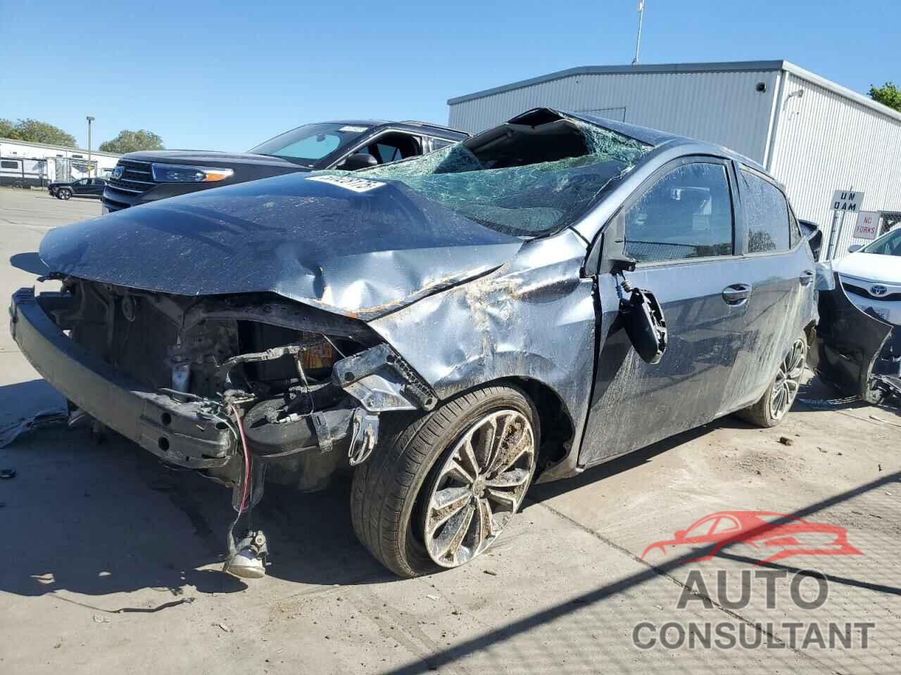 TOYOTA COROLLA 2015 - 5YFBURHE7FP232305
