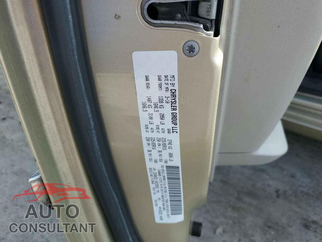 DODGE CARAVAN 2010 - 2D4RN5D11AR239592