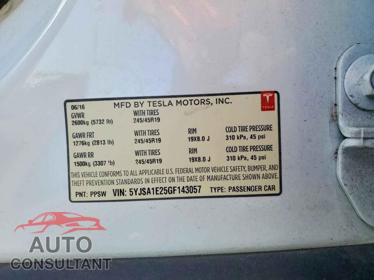 TESLA MODEL S 2016 - 5YJSA1E25GF143057