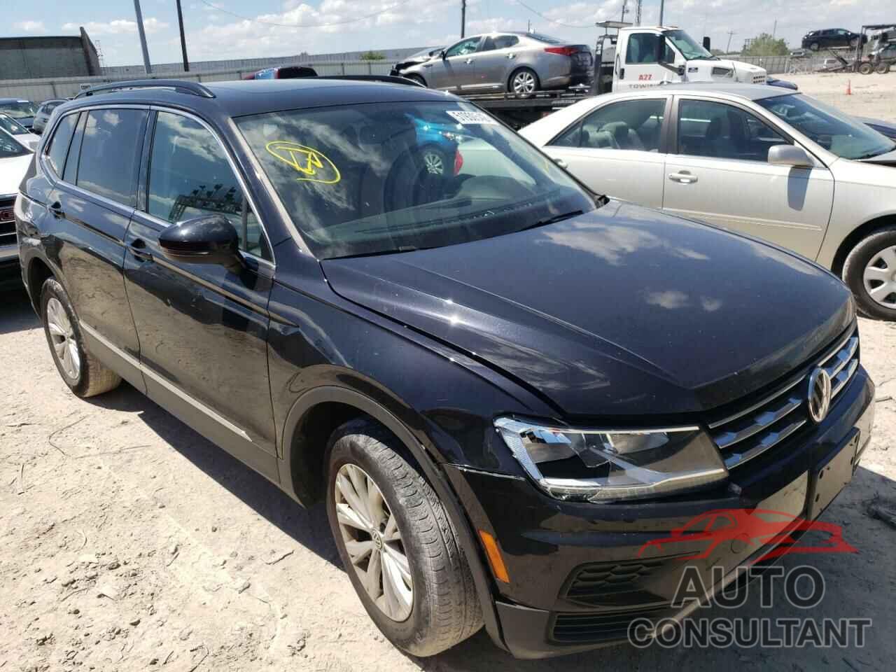 VOLKSWAGEN TIGUAN 2018 - 3VV2B7AX9JM139051