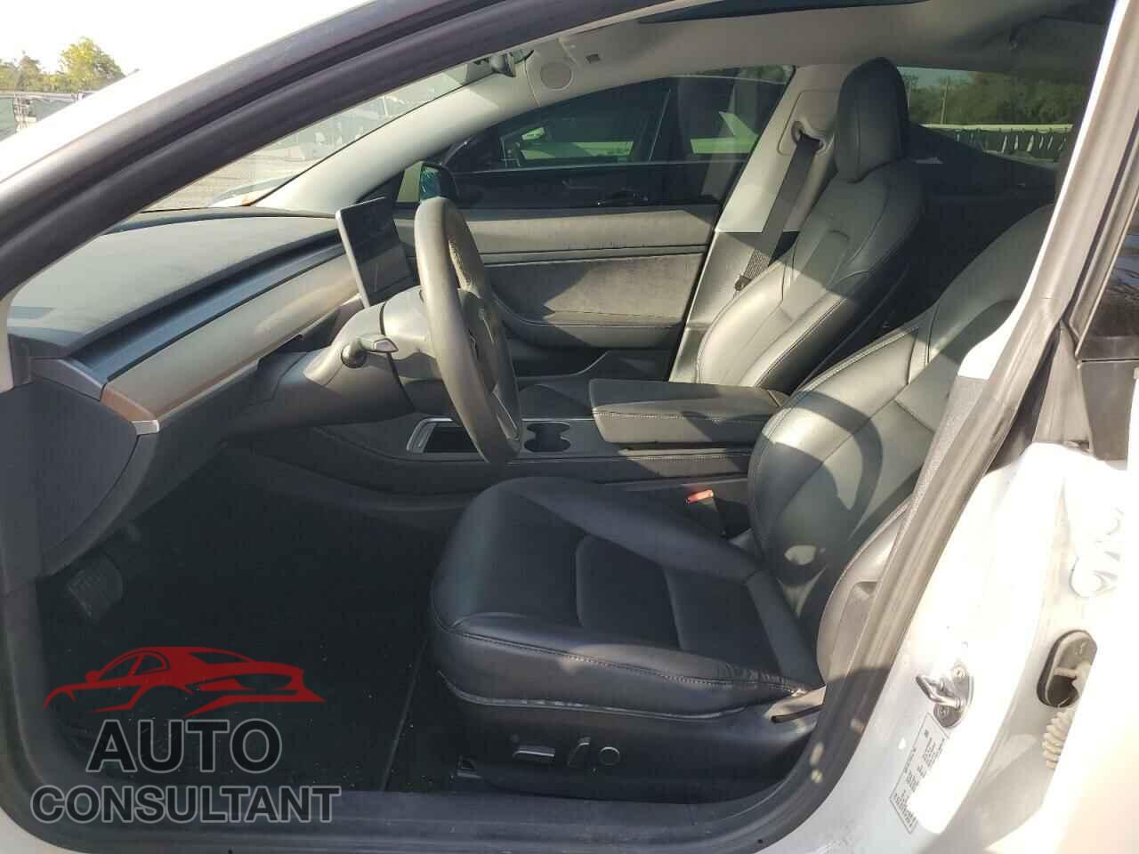 TESLA MODEL 3 2021 - 5YJ3E1EA3MF855031