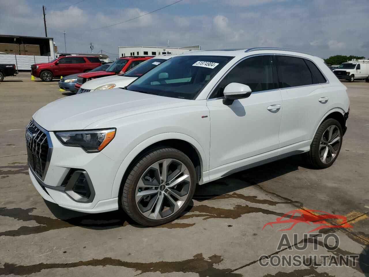 AUDI Q3 2021 - WA1DECF38M1019413