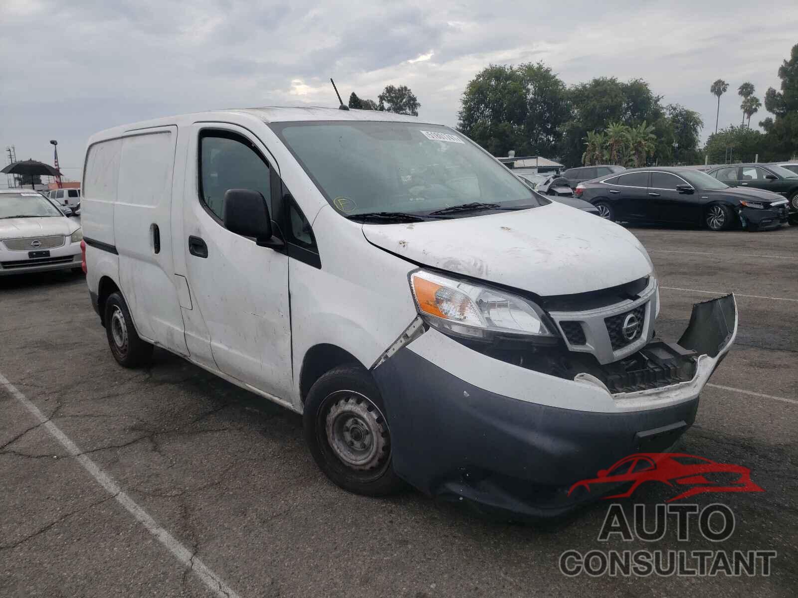 NISSAN NV 2017 - 3N6CM0KN6HK708930