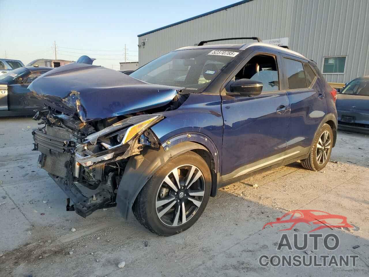 NISSAN KICKS 2018 - 3N1CP5CU4JL513909