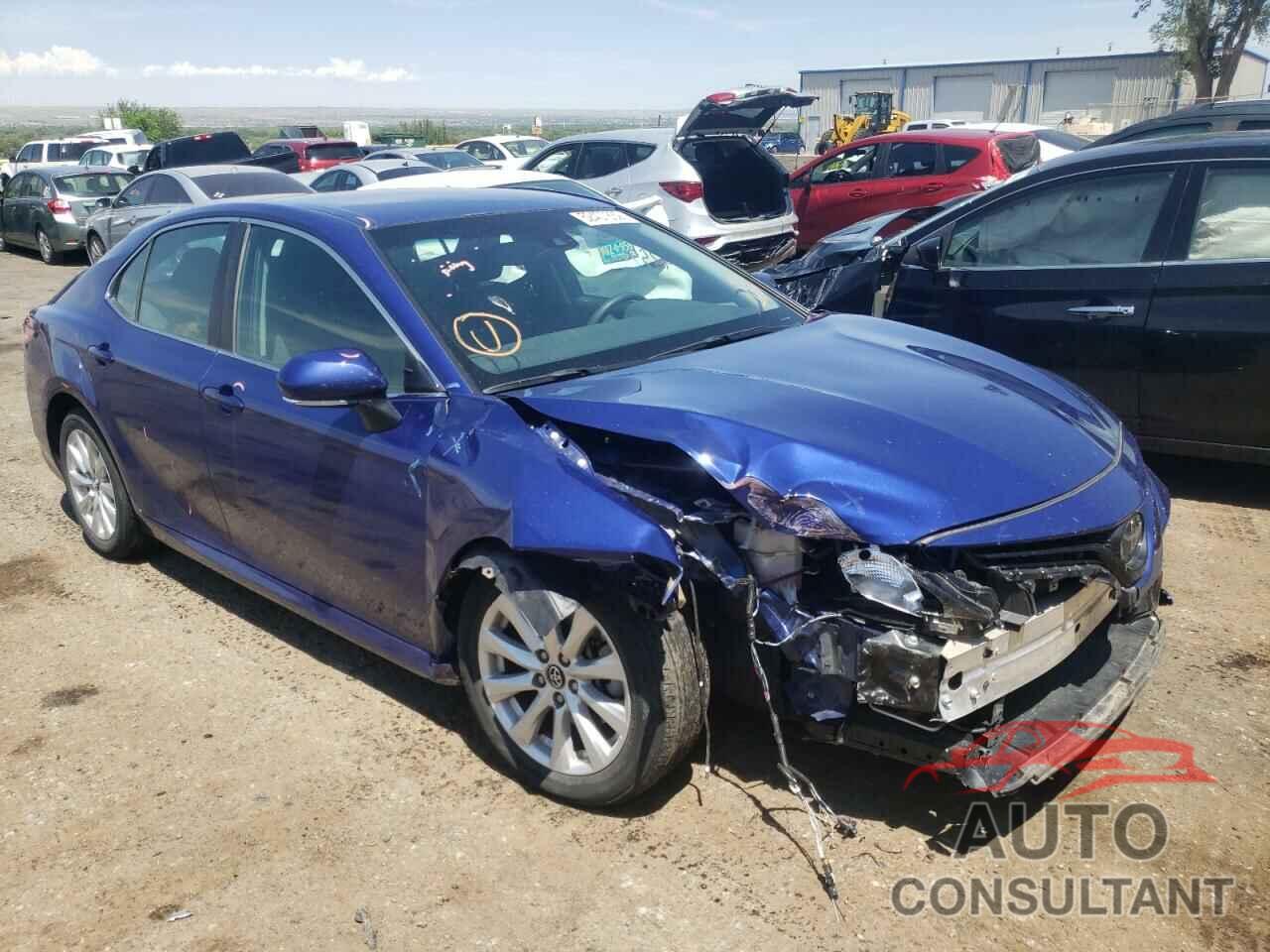 TOYOTA CAMRY 2018 - 4T1B11HK5JU595029