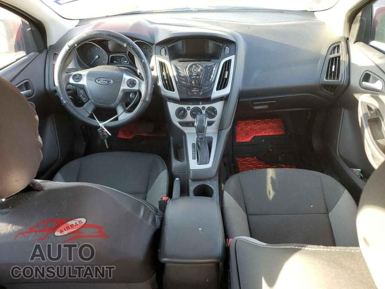 FORD FOCUS 2014 - 1FADP3F26EL312813