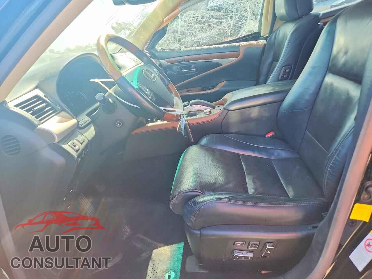 LEXUS LS460 2017 - JTHBL5EF1H5144714