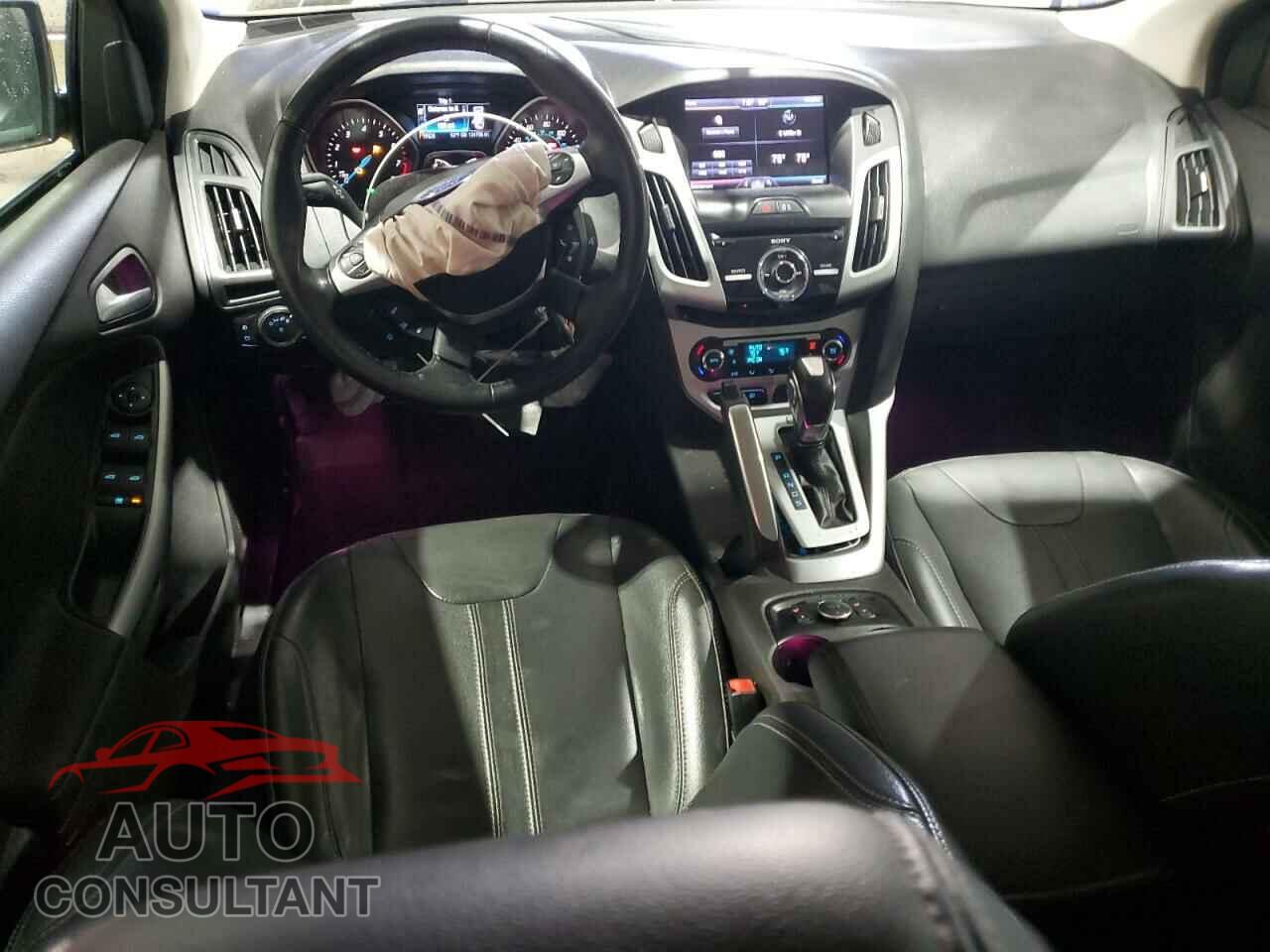 FORD FOCUS 2013 - 1FADP3F25DL302871