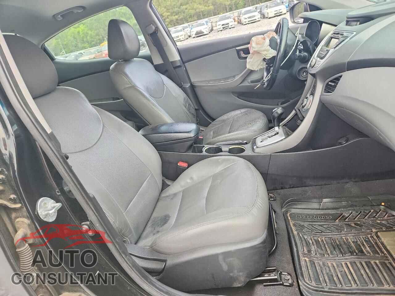 HYUNDAI ELANTRA 2011 - 5NPDH4AE0BH010965