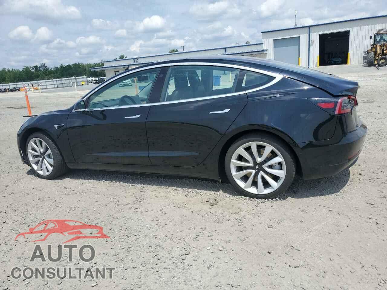 TESLA MODEL 3 2018 - 5YJ3E1EA3JF035530