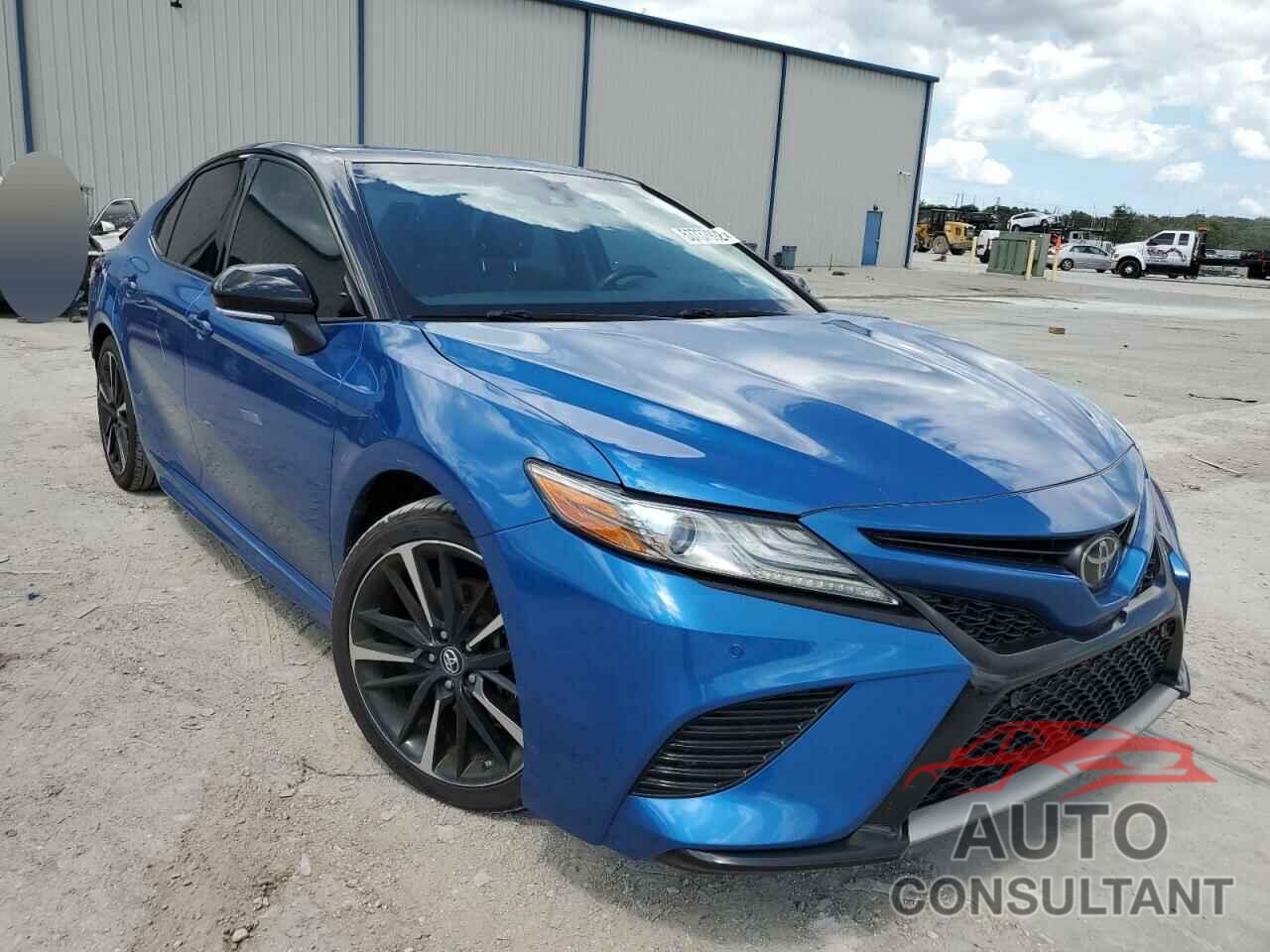 TOYOTA CAMRY 2018 - 4T1B61HK6JU122998