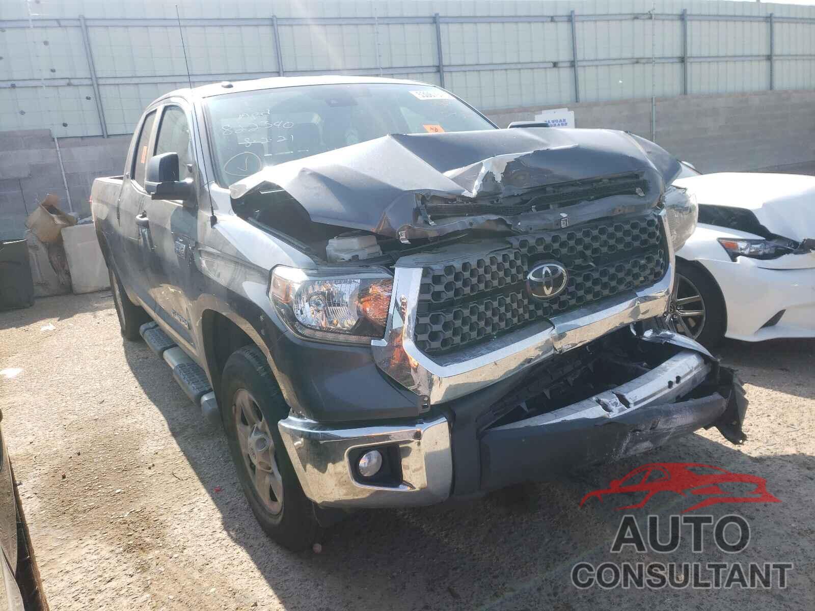 TOYOTA TUNDRA 2019 - 5TFUY5F11KX810240