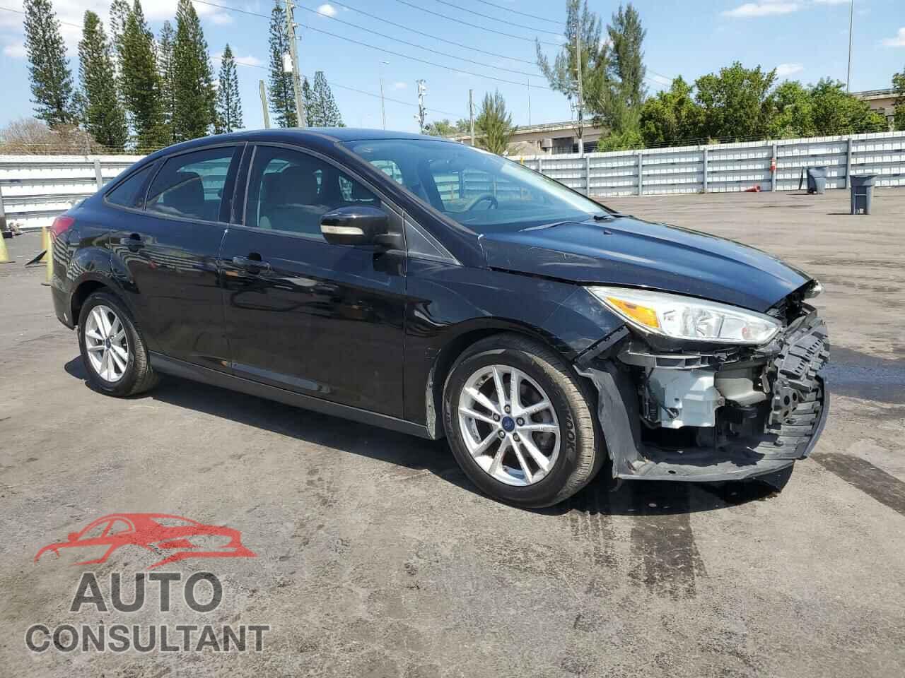 FORD FOCUS 2017 - 1FADP3F26HL221366