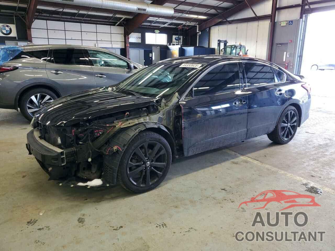 NISSAN ALTIMA 2017 - 1N4AL3AP4HC171021