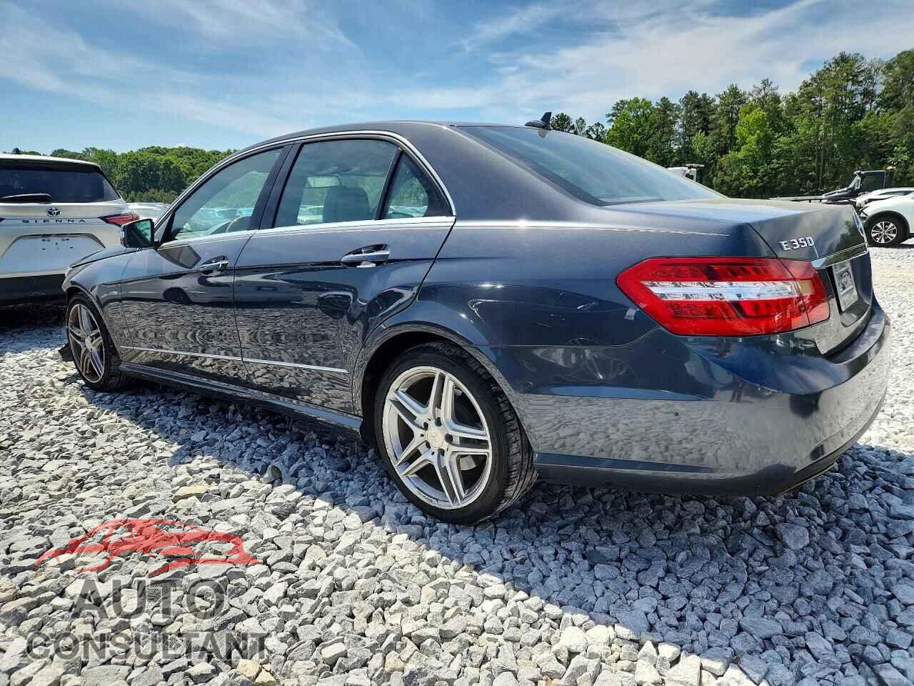 MERCEDES-BENZ E-CLASS 2012 - WDDHF5KB0CA532530
