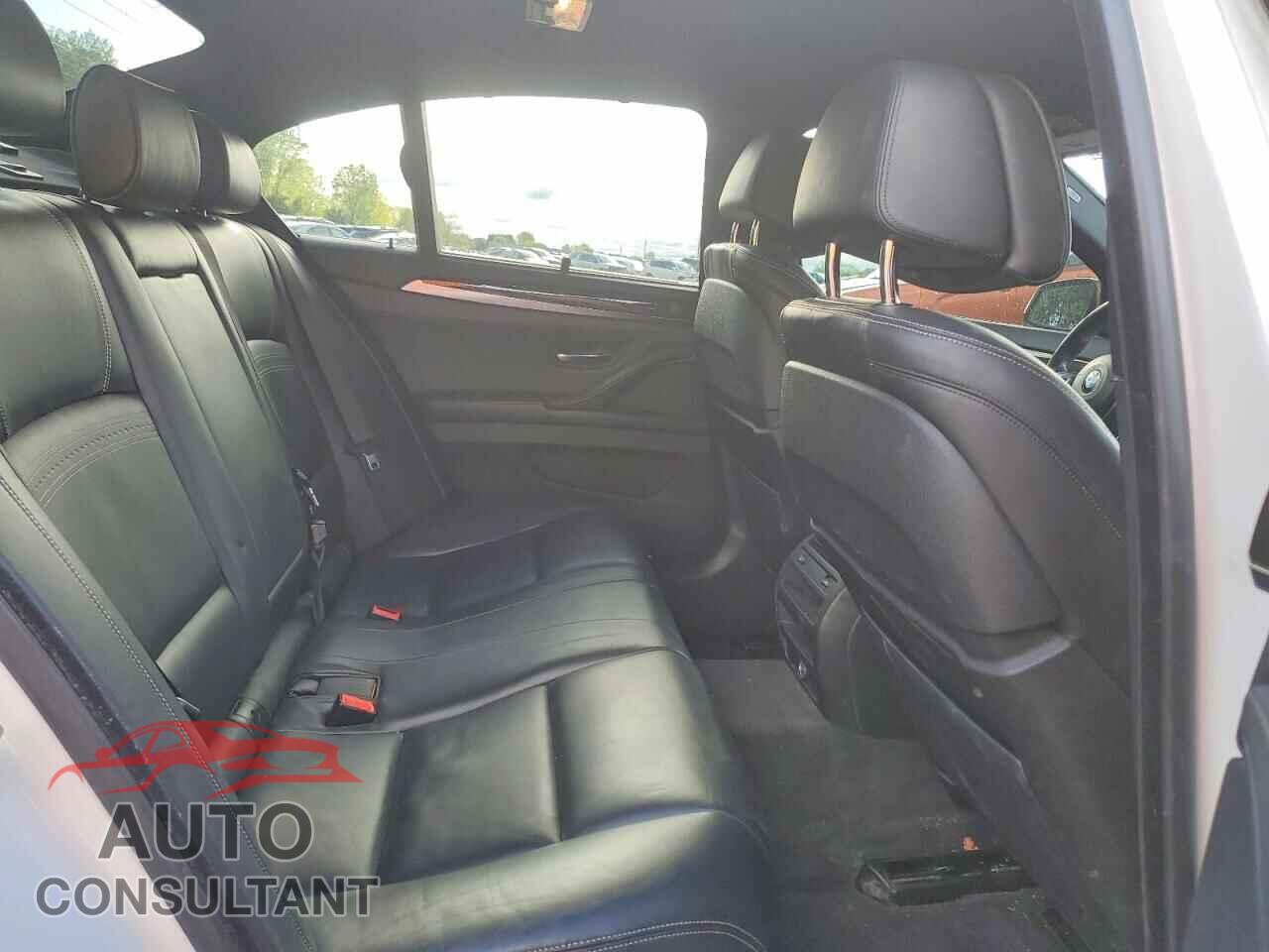 BMW 5 SERIES 2015 - WBA5B3C59FD544746