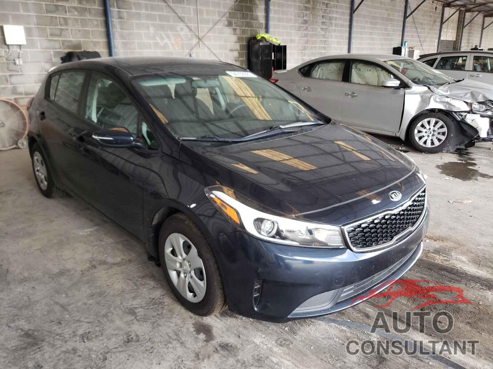 KIA FORTE 2018 - KNAFK5A8XJ5750724