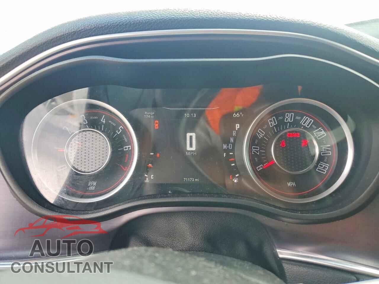 DODGE CHALLENGER 2015 - 2C3CDZAG0FH737175