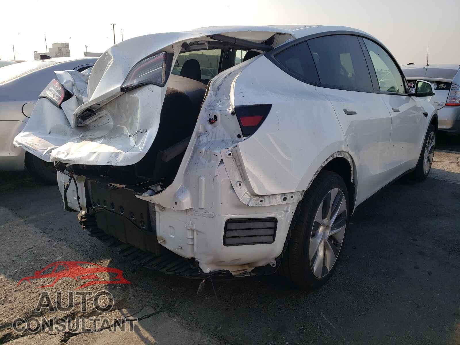 TESLA MODEL Y 2021 - 5YJYGDEE2MF095002