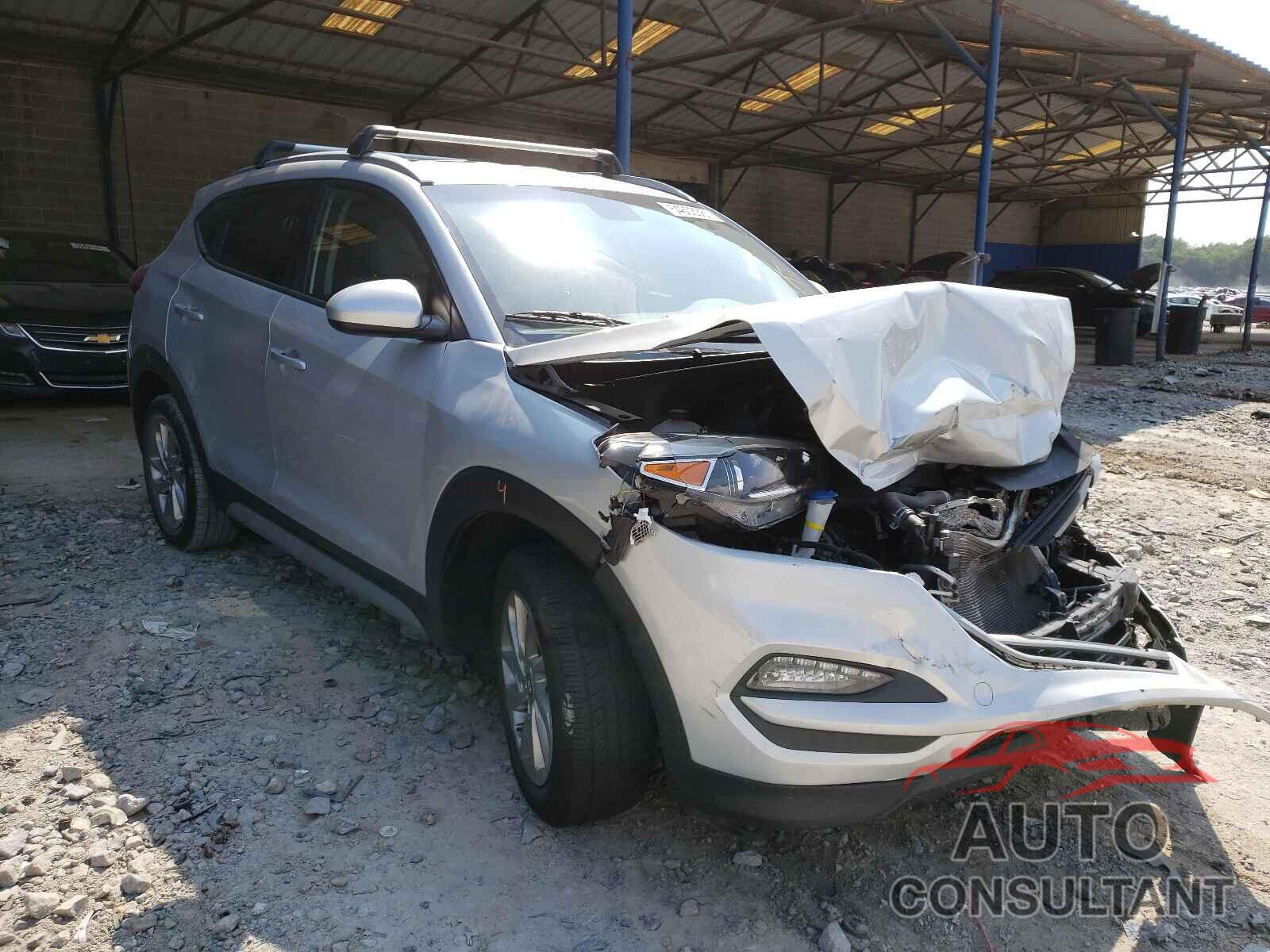 HYUNDAI TUCSON 2018 - KM8J33A47JU676739