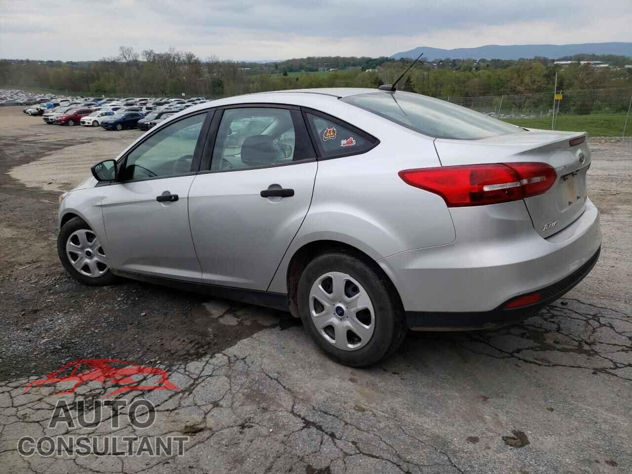 FORD FOCUS 2017 - 1FADP3E28HL275432