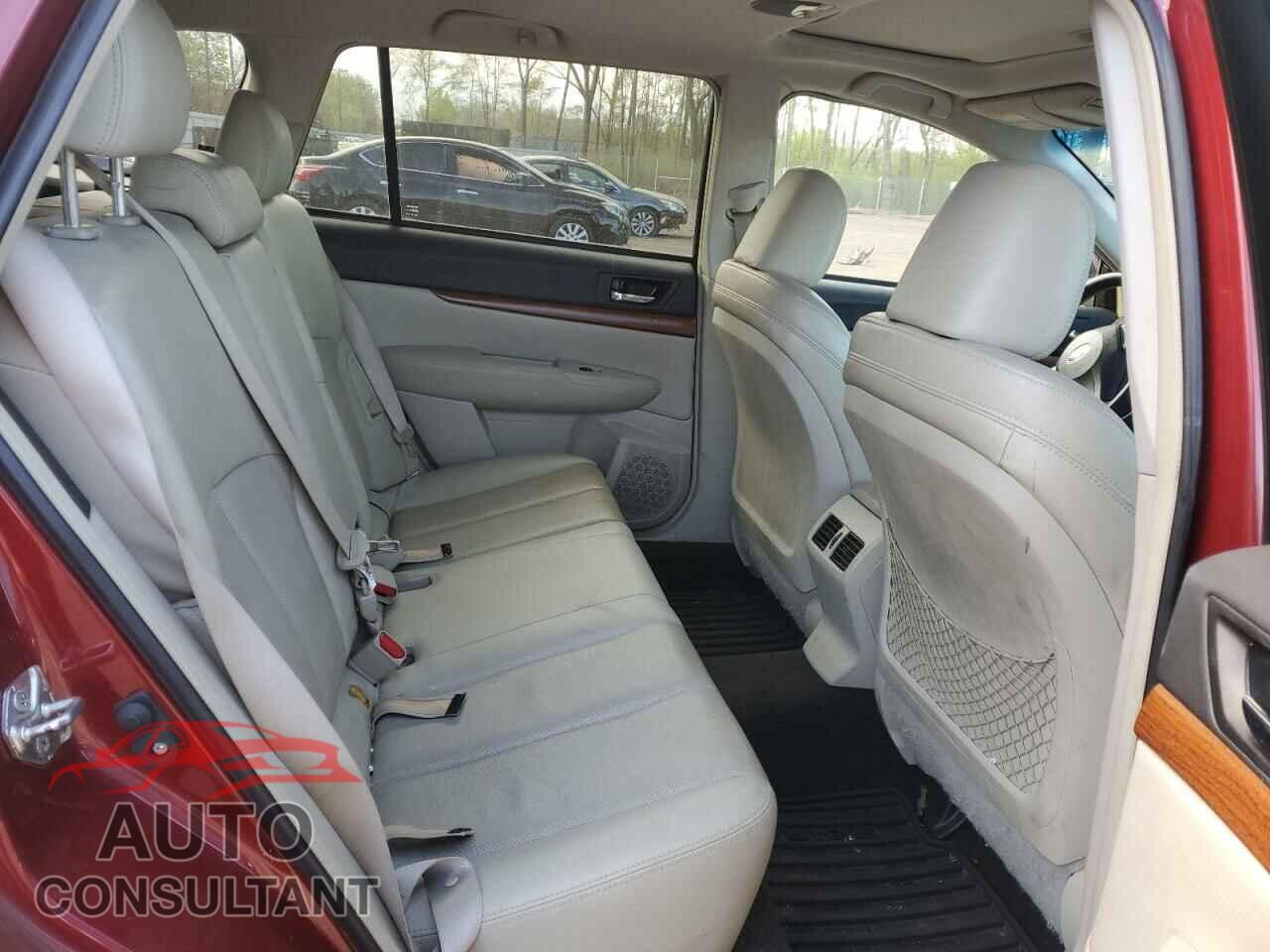 SUBARU OUTBACK 2013 - 4S4BRCLC8D3278635