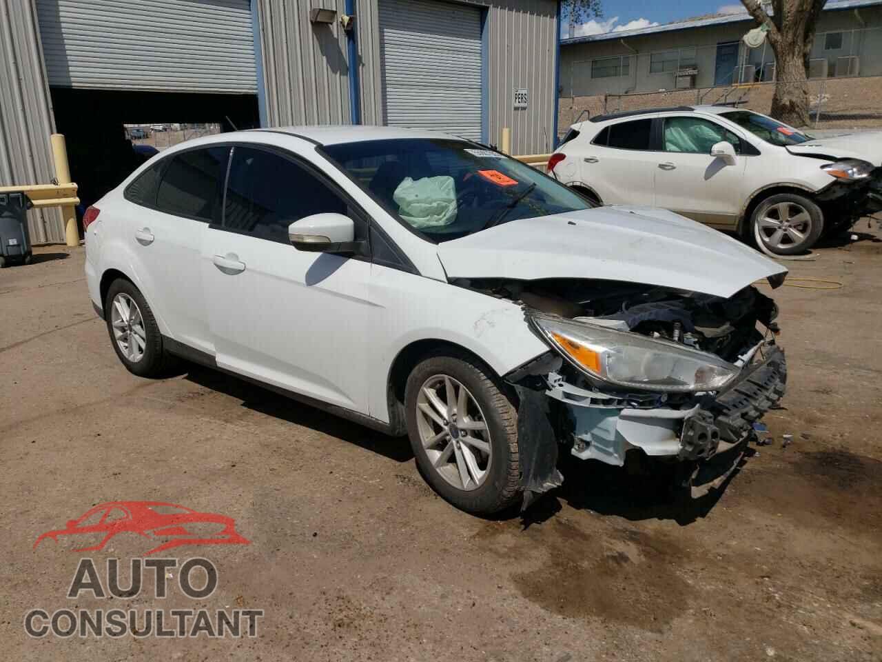 FORD FOCUS 2017 - 1FADP3F21HL300654