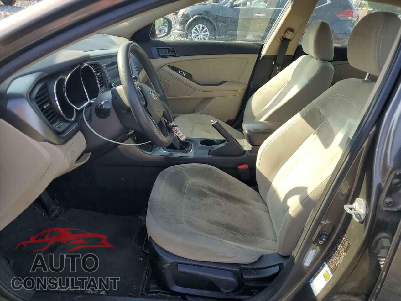 KIA OPTIMA 2011 - KNAGM4A76B5085855