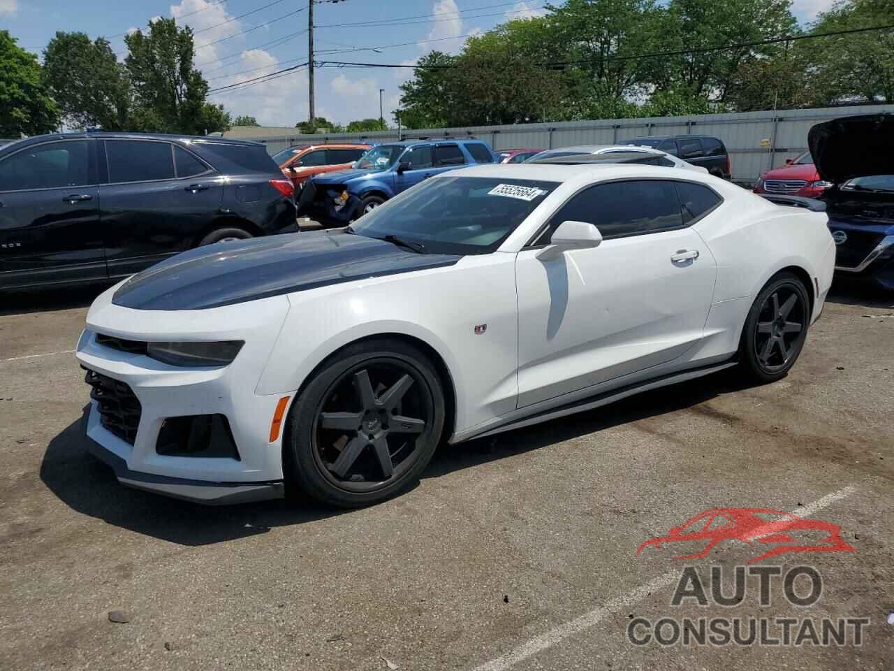 CHEVROLET CAMARO 2018 - 1G1FB1RS4J0152288