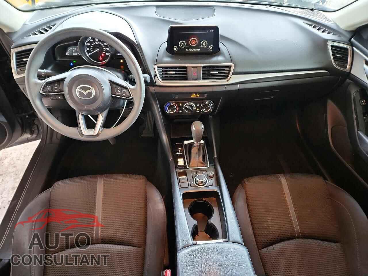 MAZDA 3 2017 - 3MZBN1U78HM155182