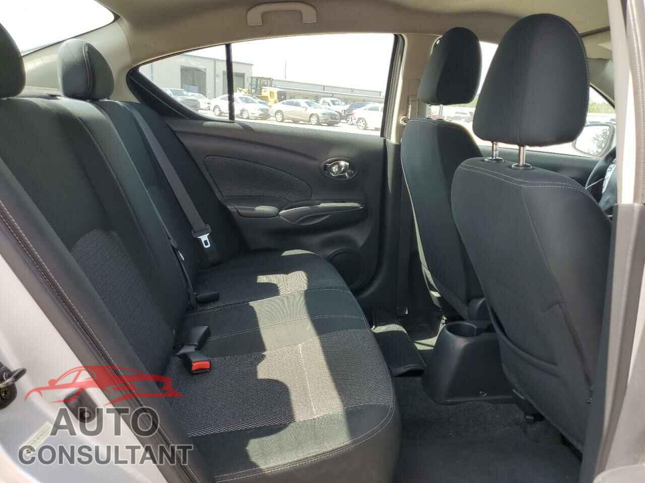 NISSAN VERSA 2019 - 3N1CN7AP3KL852273