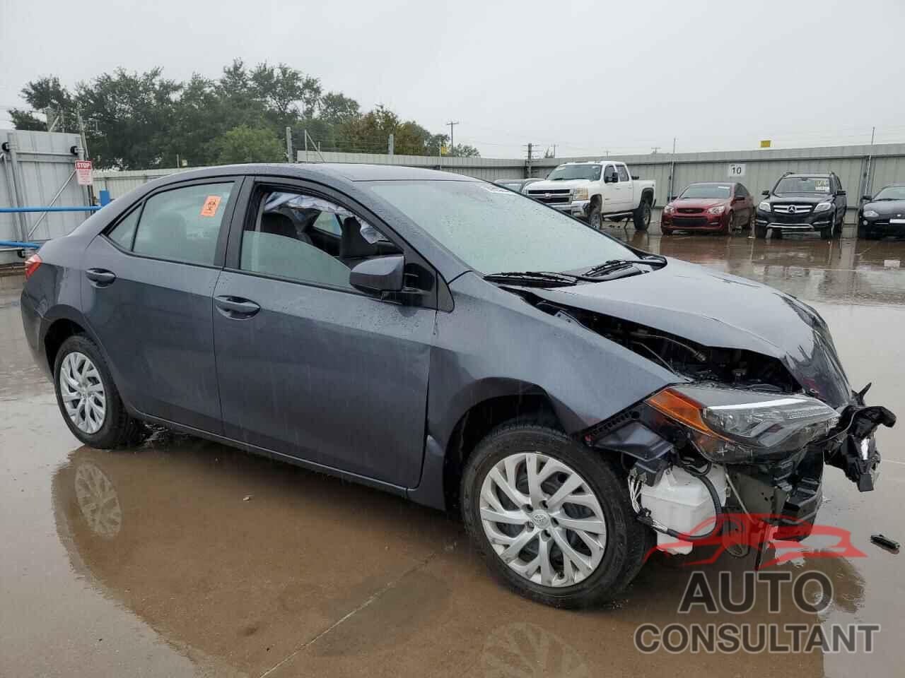 TOYOTA COROLLA 2018 - 5YFBURHEXJP855541