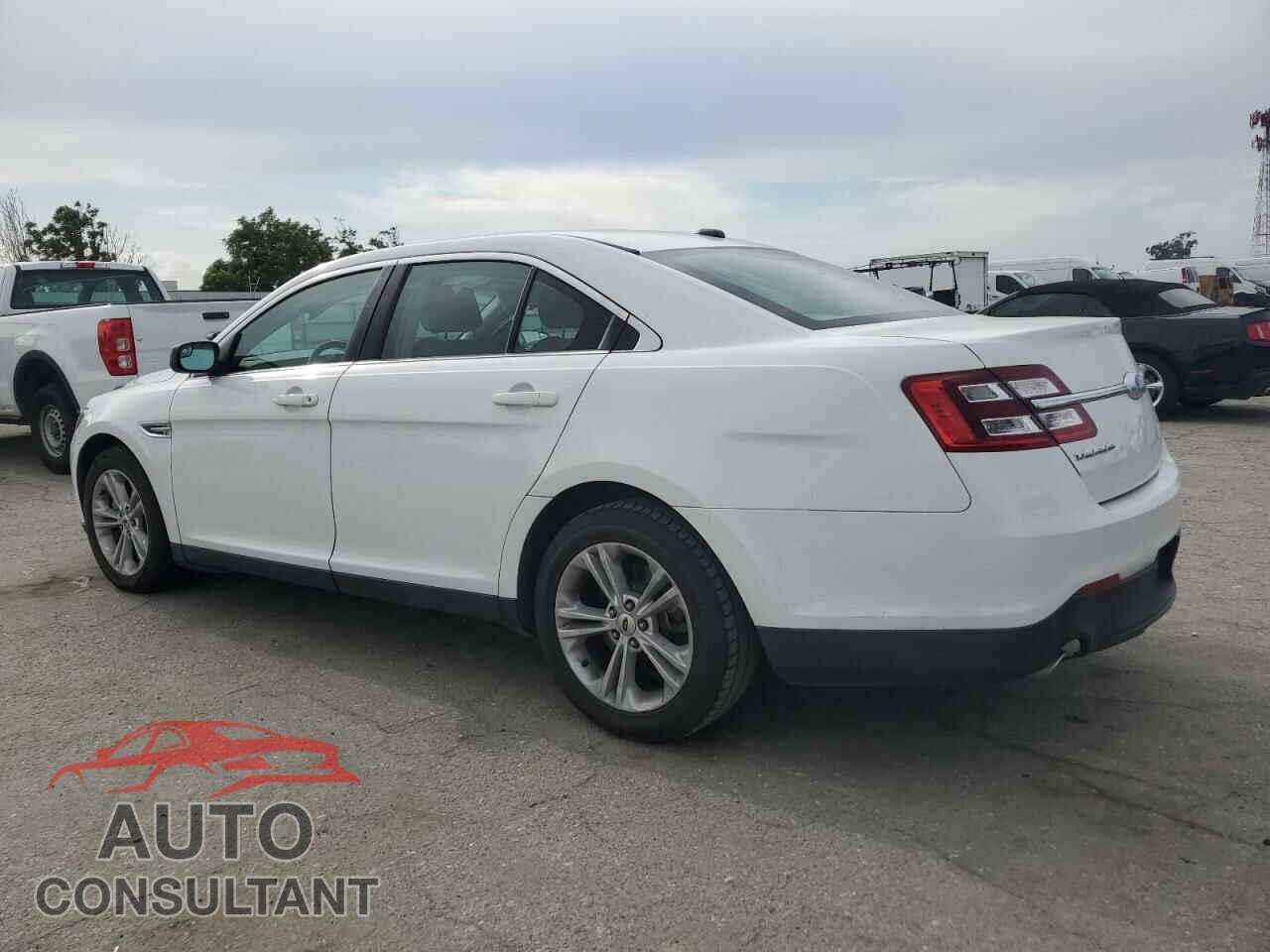 FORD TAURUS 2017 - 1FAHP2D83HG126288