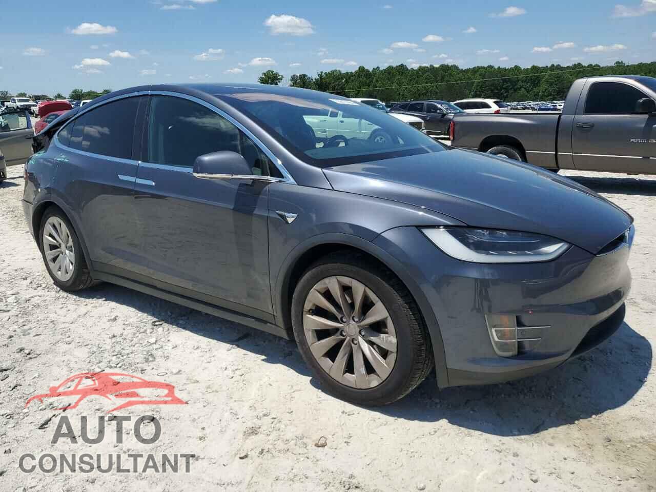 TESLA MODEL X 2017 - 5YJXCDE23HF076073