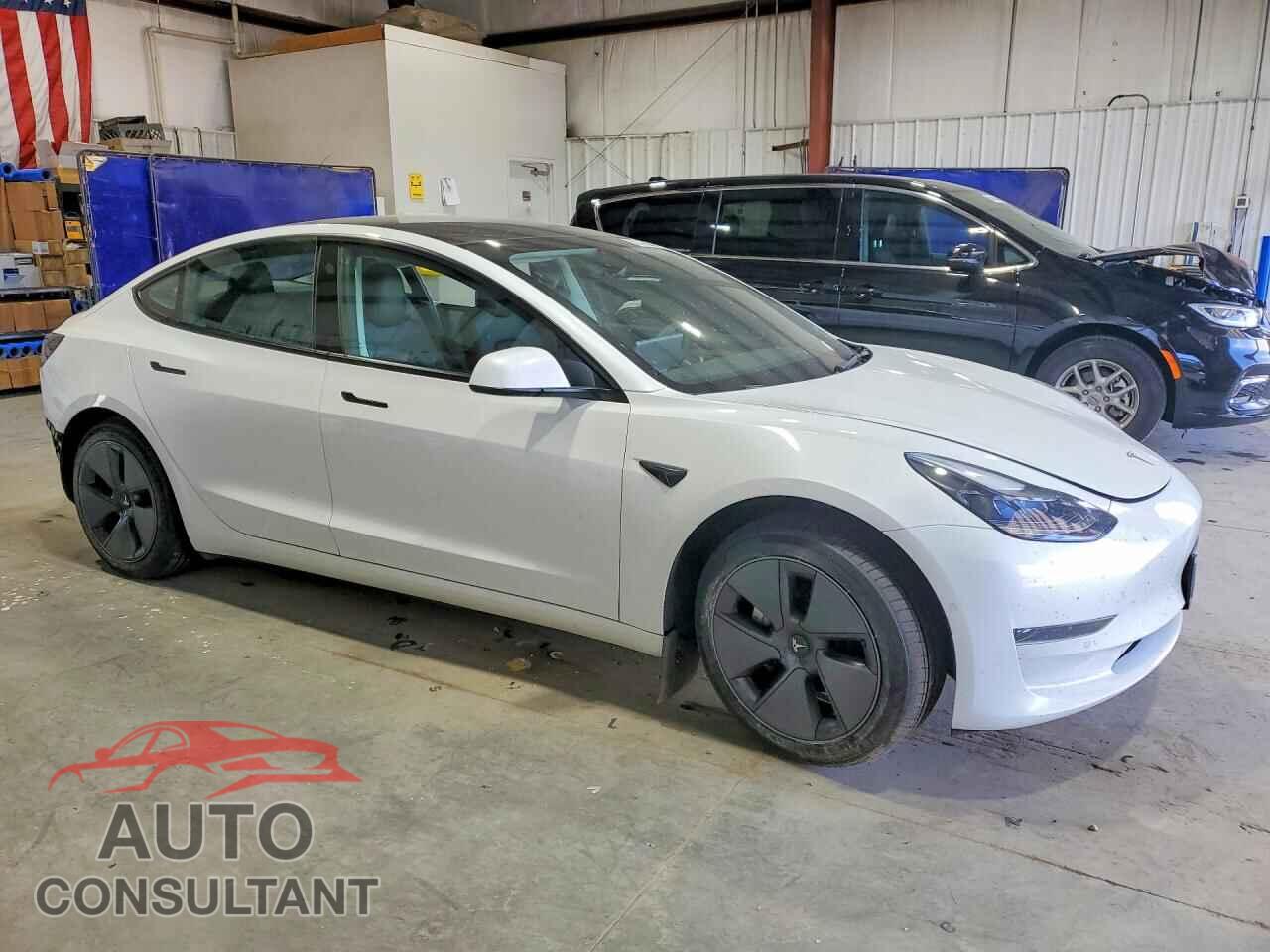 TESLA MODEL 3 2022 - 5YJ3E1EA2NF112071