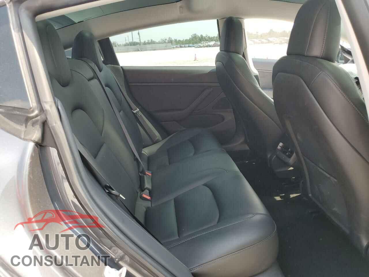 TESLA MODEL 3 2019 - 5YJ3E1EA8KF307586