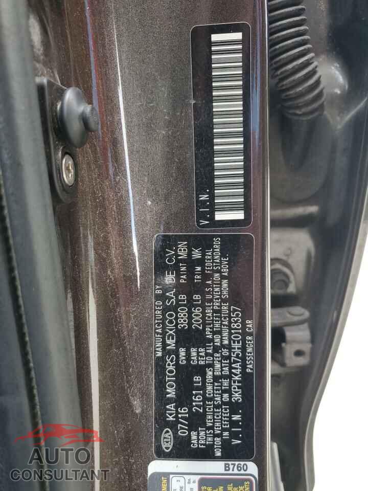 KIA FORTE 2017 - 3KPFK4A75HE018357