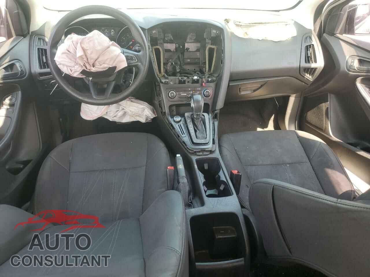 FORD FOCUS 2017 - 1FADP3E2XHL256607