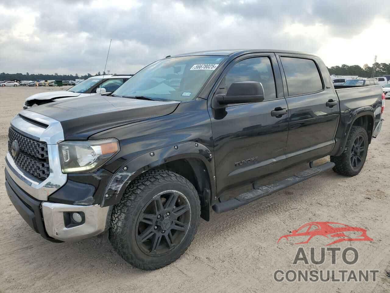 TOYOTA TUNDRA 2018 - 5TFEM5F19JX123716