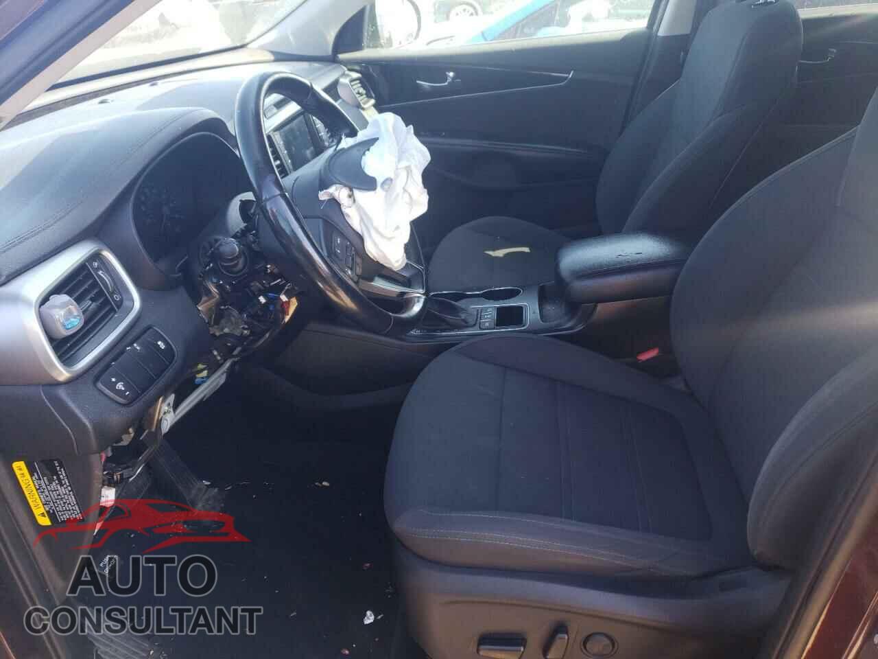 KIA SORENTO 2017 - 5XYPGDA36HG324151