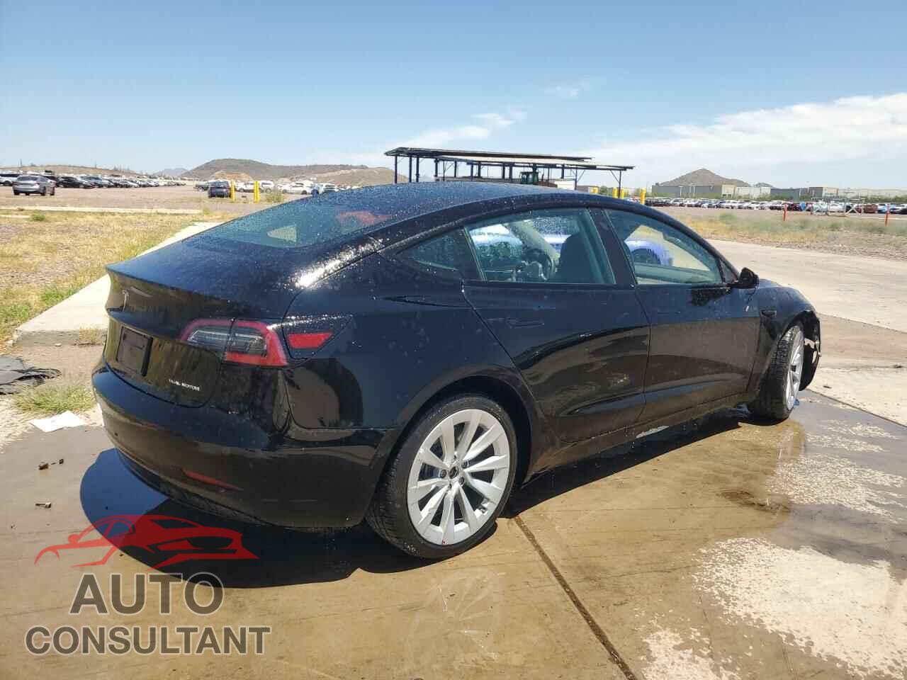 TESLA MODEL 3 2022 - 5YJ3E1EB3NF305077